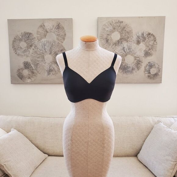 Wacoal How Perfect Wireless T Shirt Bra - Picture 2 of 10